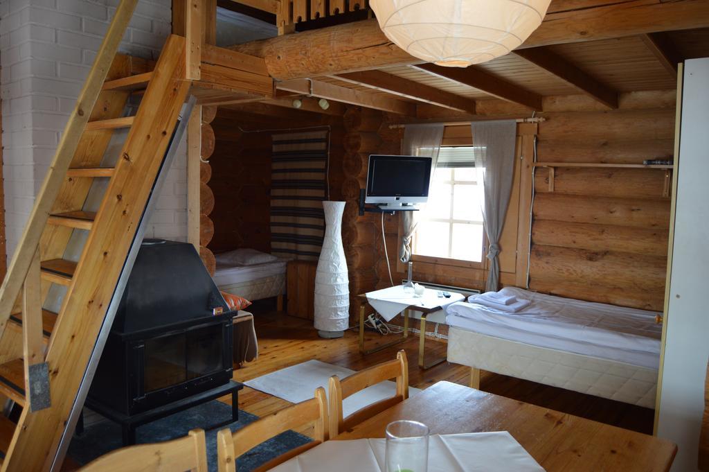 Peurasuvanto Moekit & Camping Buitenkant foto