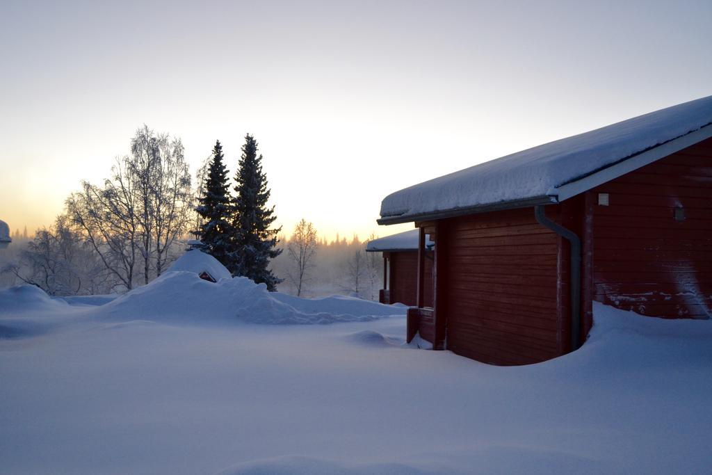 Peurasuvanto Moekit & Camping Buitenkant foto